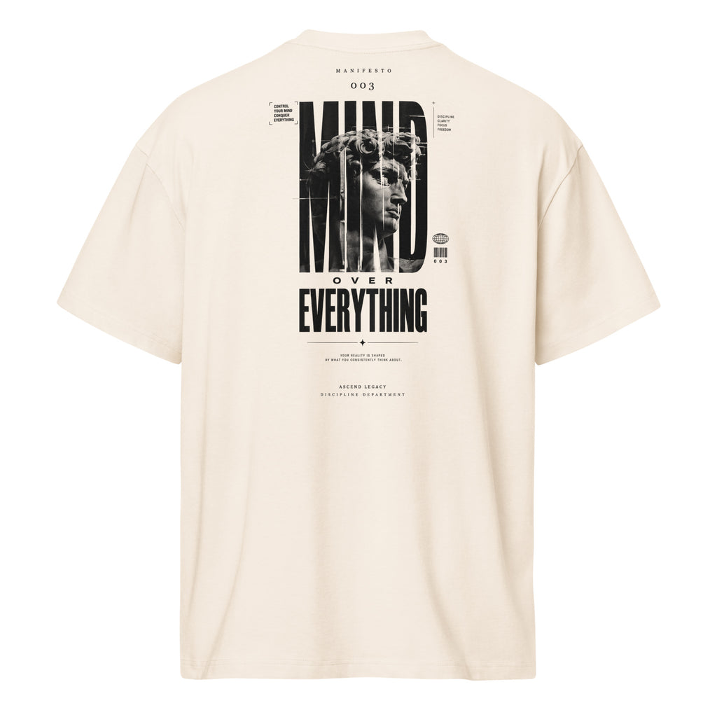 Camiseta boxy Ascend Legacy MANIFESTO 003 MIND OVER EVERYTHING para hombre vintage white, vista trasera con diseño gráfico.