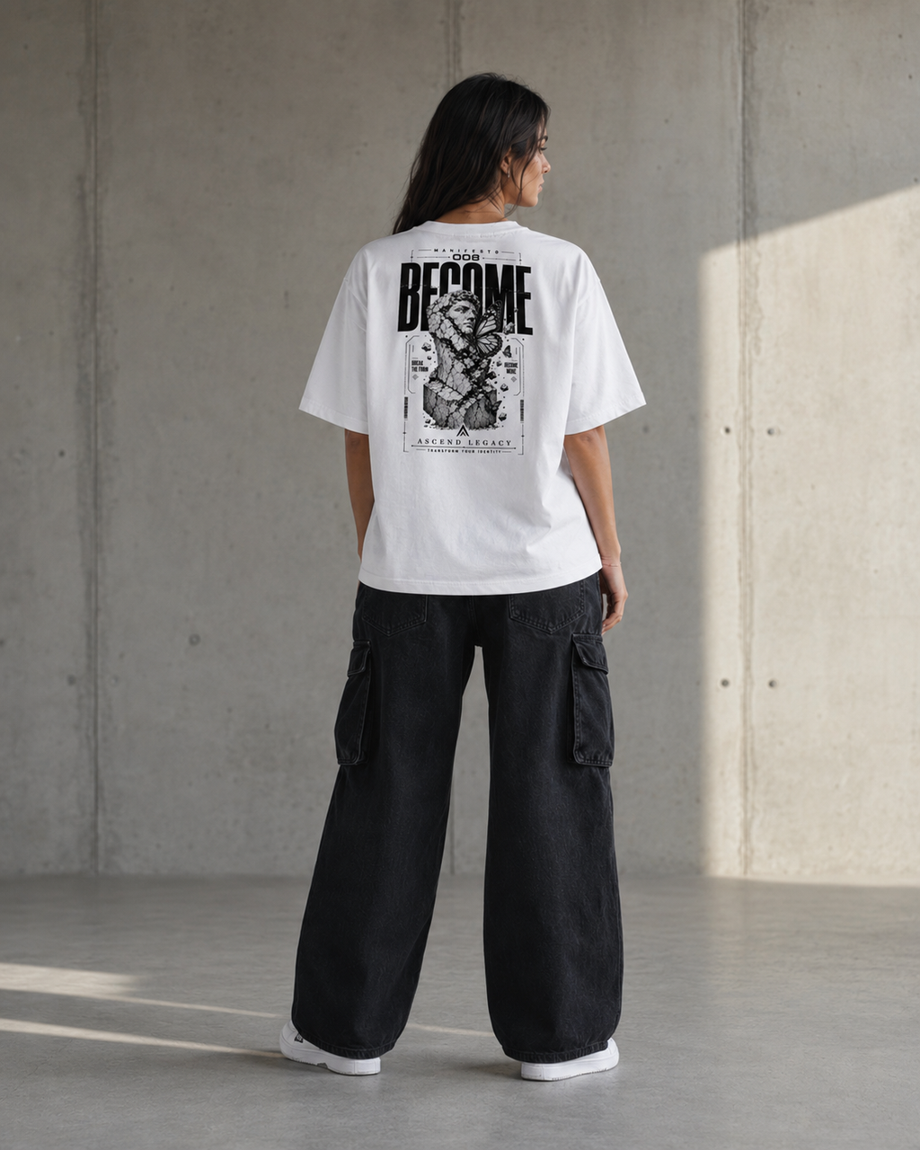 Camiseta boxy para mujer ascend legacy manifesto 008, modelo.